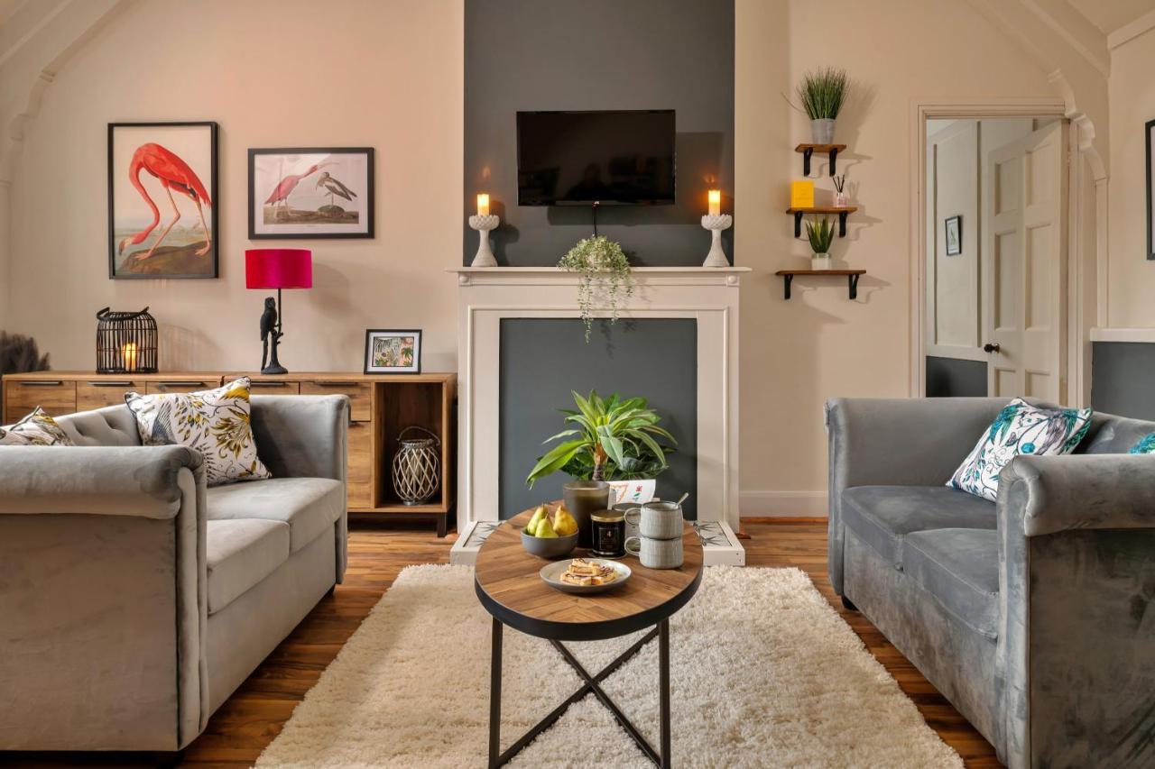 랜드린도드웰스 Finest Retreats - Sunnycroft Penthouse 아파트 외부 사진
